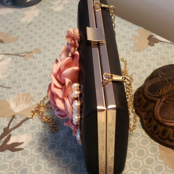 Hand bag - Picture 2 of 2